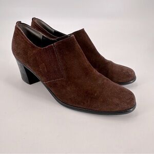 Vintage Aquatalia Brown Suede Heels Elegant Slip-On Shoes Size 9.5